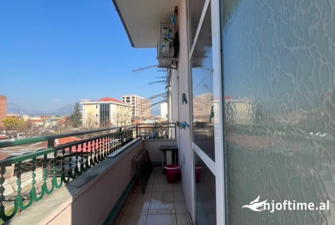 Shtepi me qera Garsoniere ne Tirane - 35,000 Leke