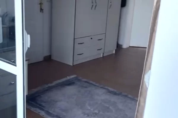 Casa in affitto Garsoniere a Tirana - 33,000 Leke