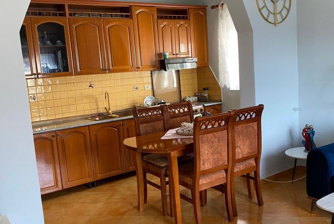 Shtepi ne shitje 2+1 ne Tirane - 190,000 Euro