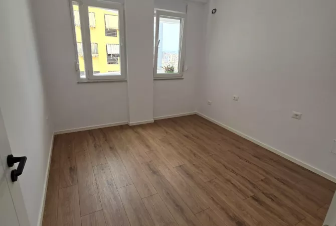 Shtepi ne shitje 2+1 ne Tirane - 210,000 Euro