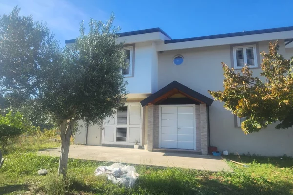 House for Sale 4+1 in Tirana - 200,000 Euro