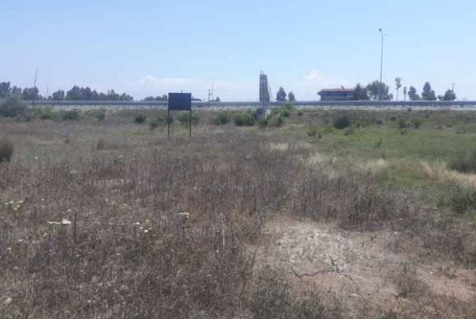 Truall ose Toke  ne Kavaje - 260,000 Euro