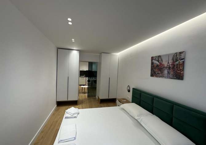 Shtepi ne shitje Apartament ne Tirane, 2+1, Mobilimi E mobiluar, Pagesa 270,000  Euro.