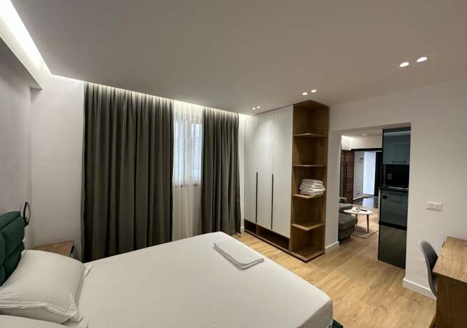 Shtepi ne shitje Apartament ne Tirane, 2+1, Mobilimi E mobiluar, Pagesa 270,000  Euro.