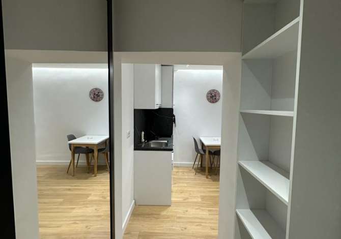 Shtepi ne shitje Apartament ne Tirane, 2+1, Mobilimi E mobiluar, Pagesa 270,000  Euro.