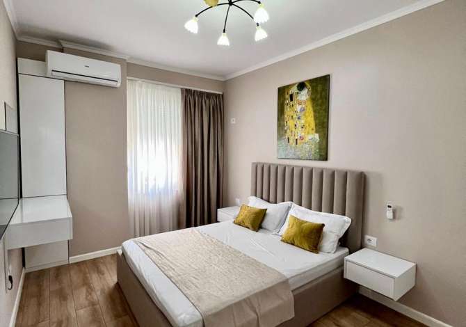 Shtepi me qera Apartament ne Tirane, 1+1, Mobilimi E mobiluar, Pagesa 750  Euro.