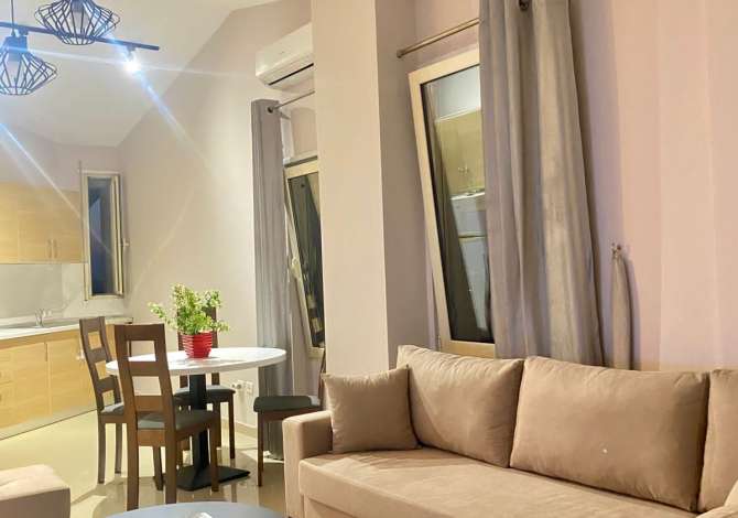 Shtepi me qera 2+1 ne Tirane - 750 Euro