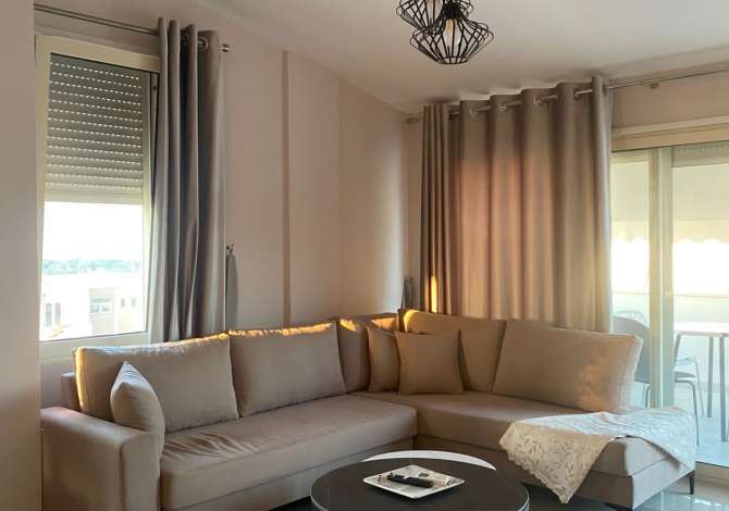 Shtepi me qera 2+1 ne Tirane - 750 Euro