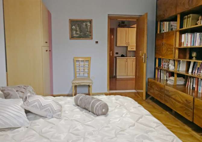 Shtepi me qera 2+1 ne Tirane - 500 Euro
