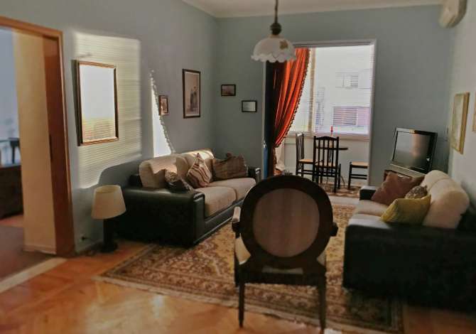 Shtepi me qera Apartament ne Tirane, 2+1, Mobilimi E mobiluar, Pagesa 500  Euro.