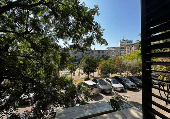 Shtepi me qera 1+1 ne Tirane - 46,000 Leke