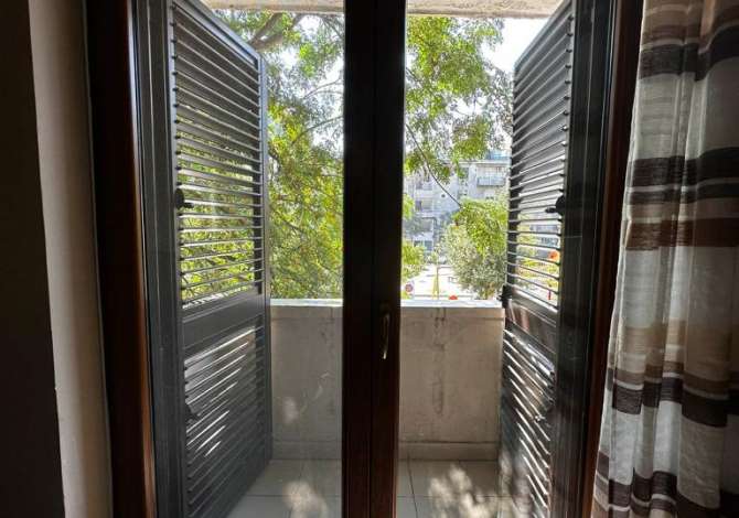 Shtepi me qera 1+1 ne Tirane - 46,000 Leke