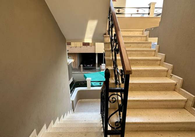 Shtepi me qera Apartament ne Tirane, 3+1, Mobilimi E mobiluar, Pagesa 450  Euro.