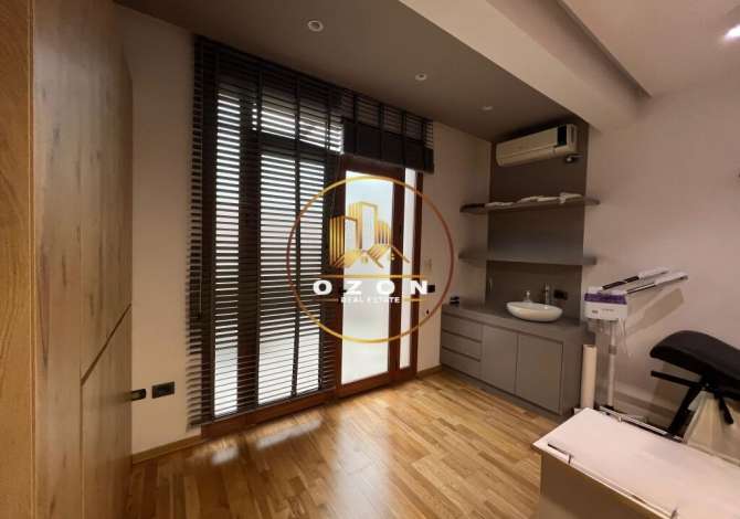 Ambient biznesi me qera 3+1 ne Tirane - 1,050 Euro