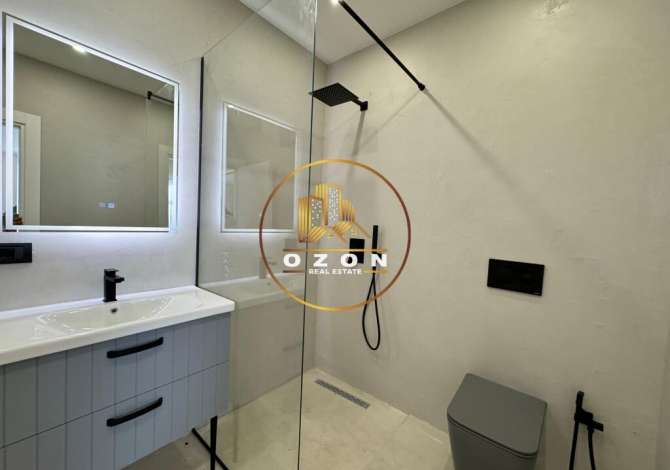 Shtepi ne shitje Apartament ne Tirane, 1+1, Mobilimi E mobiluar, Pagesa 150,000  Euro.