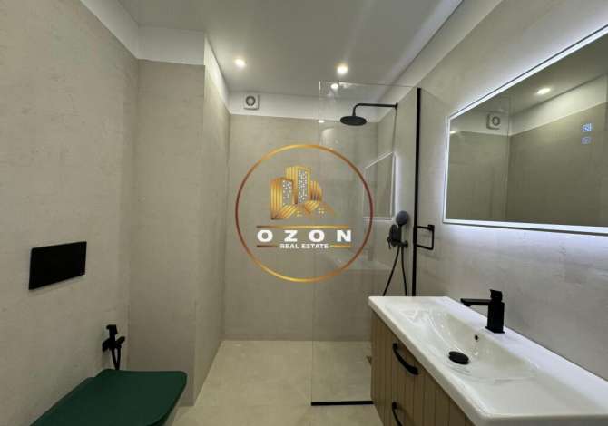 Shtepi ne shitje Apartament ne Tirane, Garsoniere, Mobilimi E mobiluar, Pagesa 100,000  Euro.