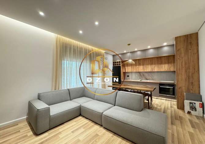 Shtepi me qera 2+1 ne Tirane - 1,600 Euro