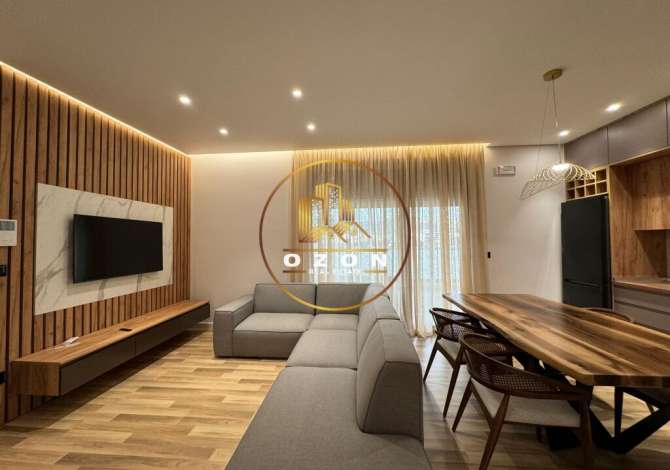 Shtepi me qera 2+1 ne Tirane - 1,600 Euro