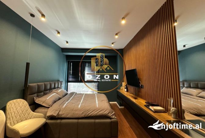 Shtepi ne shitje Apartament ne Tirane, 2+1, Mobilimi E mobiluar, Pagesa 300,000  Euro.