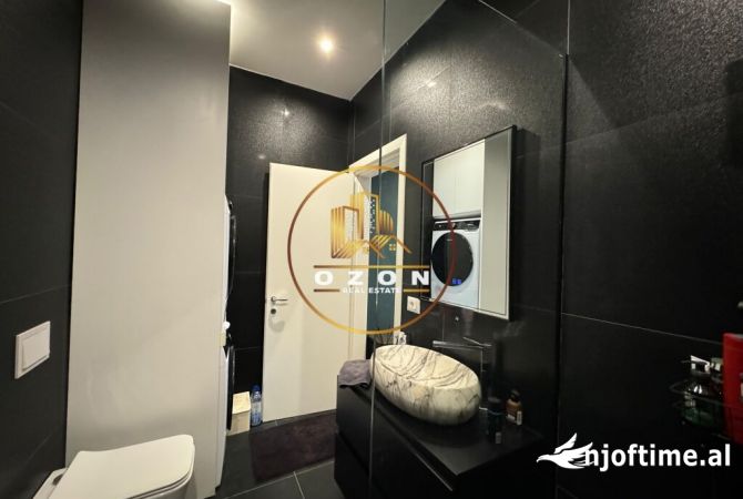 Shtepi ne shitje Apartament ne Tirane, 2+1, Mobilimi E mobiluar, Pagesa 300,000  Euro.