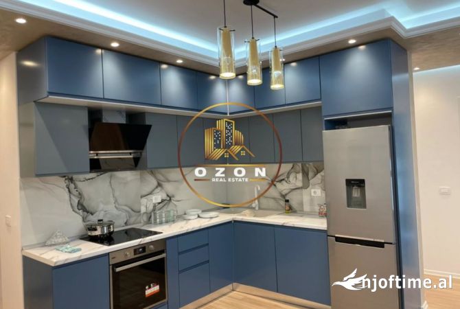 Shtepi me qera 2+1 ne Tirane - 800 Euro