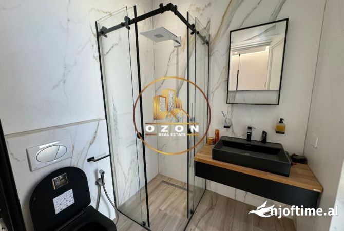 Shtepi me qera Apartament ne Tirane, 2+1, Mobilimi Bosh, pa mobiluar, Pagesa 1,000  Euro.
