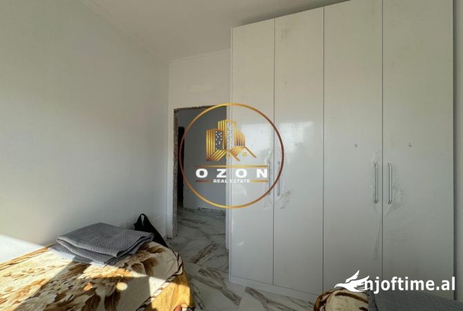 Shtepi me qera Apartament ne Tirane, 2+1, Mobilimi E mobiluar, Pagesa 700  Euro.