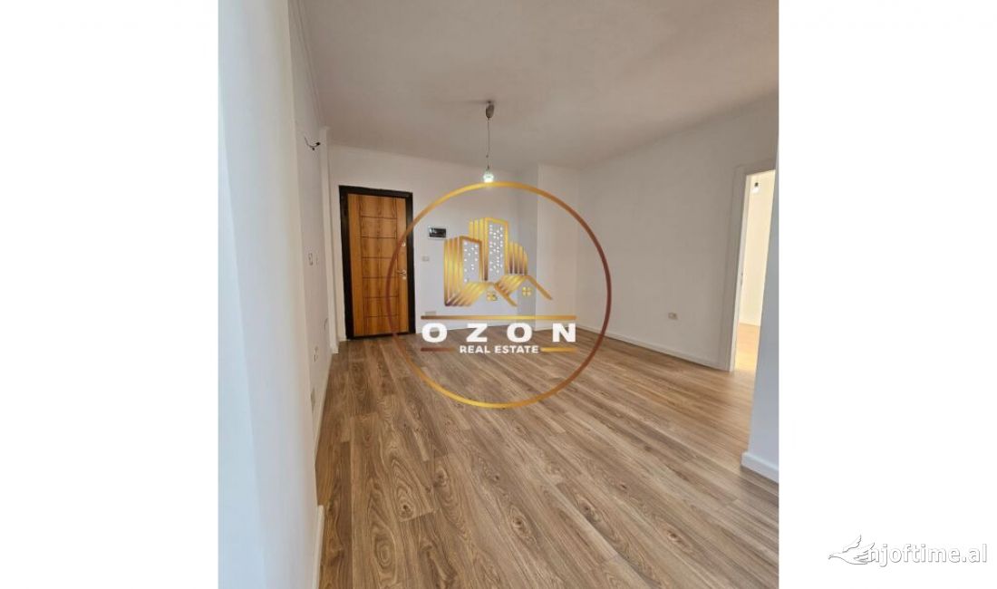 Shtepi ne shitje Apartament ne Tirane, 1+1, Mobilimi Bosh, pa mobiluar, Pagesa 108,000  Euro.