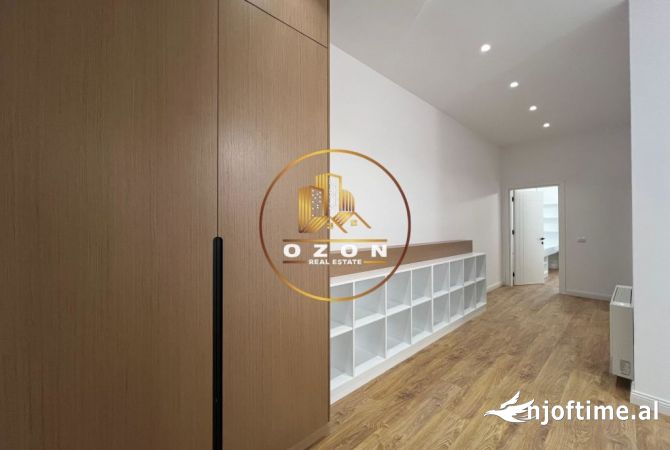 Shtepi ne shitje Apartament ne Tirane, 3+1, Mobilimi E mobiluar, Pagesa 512,400  Euro.