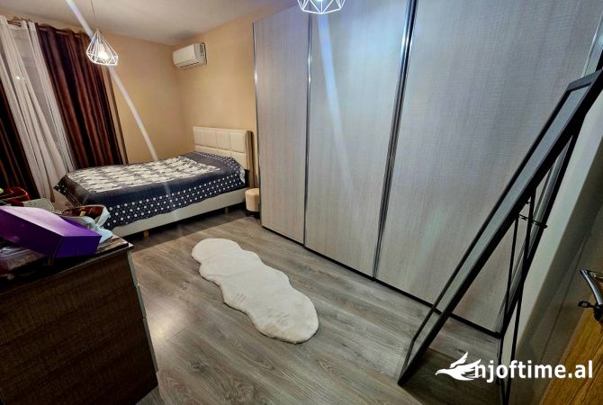 Shtepi me qera Apartament ne Tirane, 1+1, Mobilimi E mobiluar, Pagesa 60,000  Leke.