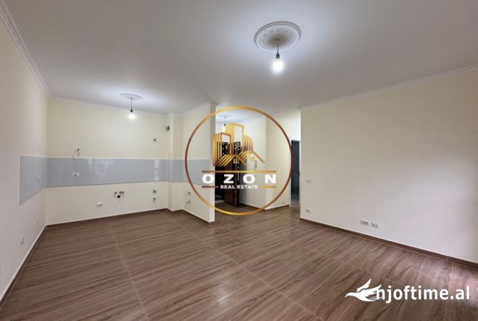 Shtepi ne shitje 2+1 ne Tirane - 110,000 Euro