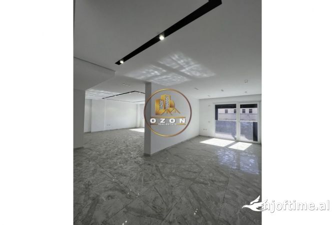 Ambient biznesi me qera 1+1 ne Tirane - 1,500 Euro
