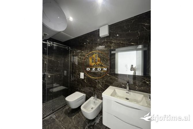 Ambient biznesi me qera 1+1 ne Tirane - 1,500 Euro