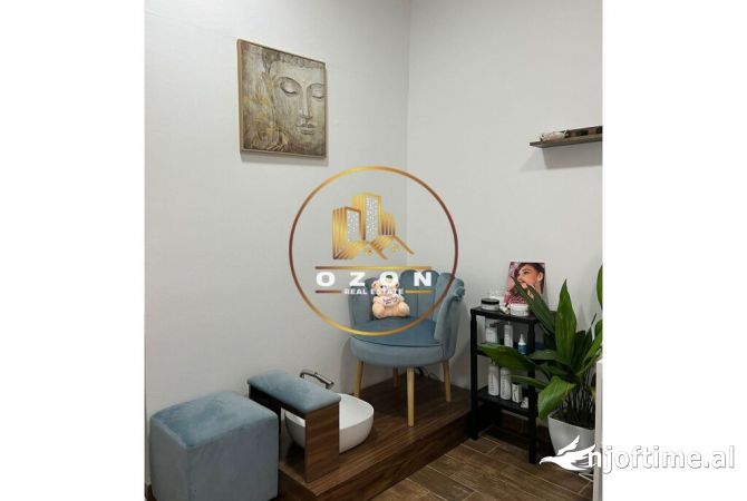 Ambient biznesi me qera 1+1 ne Tirane - 30,000 Leke