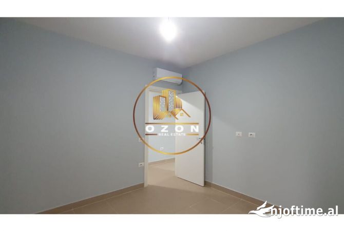 Shtepi me qera Apartament ne Tirane, 1+1, Mobilimi Pjeserisht e mobiluar, Pagesa 550  Euro.