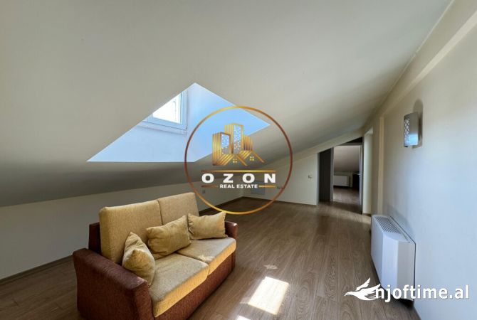 Shtepi ne shitje Apartament ne Tirane, 4+1, Mobilimi E mobiluar, Pagesa 280,000  Euro.