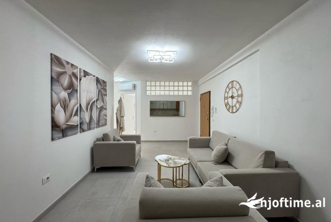 Shtepi me qera 2+1 ne Tirane - 600 Euro