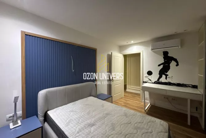 Shtepi me qera Apartament ne Tirane, 4+1, Mobilimi E mobiluar, Pagesa 800  Euro.