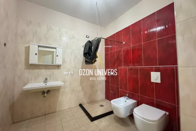 Shtepi me qera Apartament ne Tirane, 2+1, Mobilimi E mobiluar, Pagesa 1,200  Euro.
