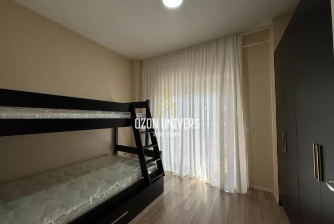 Shtepi me qera Apartament ne Tirane, 2+1, Mobilimi E mobiluar, Pagesa 1,200  Euro.