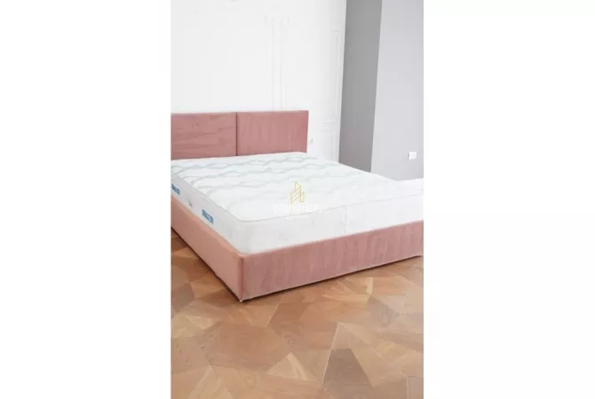 Shtepi ne shitje Vila Luksoze ne Durres, 4+1, Mobilimi E mobiluar, Pagesa 900,000  Euro.