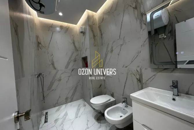 Shtepi me qera Apartament ne Tirane, 2+1, Mobilimi Bosh, pa mobiluar, Pagesa 750  Euro.