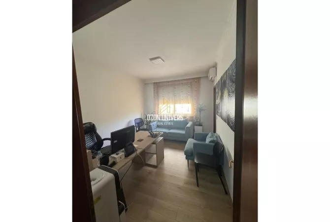 Shtepi me qera Apartament ne Tirane, 2+1, Mobilimi Pjeserisht e mobiluar, Pagesa 70,000  Leke.