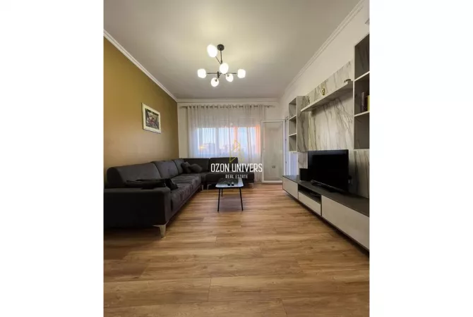 Shtepi me qera 2+1 ne Tirane - 1,500 Euro