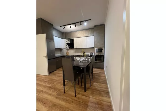 Shtepi me qera 2+1 ne Tirane - 1,500 Euro