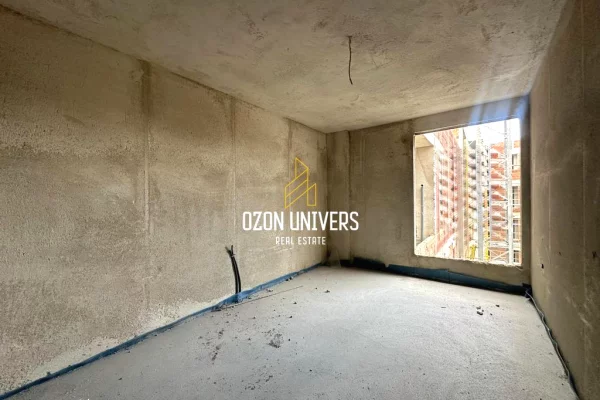 Apartment for sale in Tirana 3+1, Emty