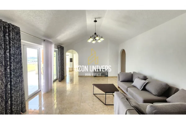 Shtepi ne shitje 3+1 ne Tirane - 666,000 Euro