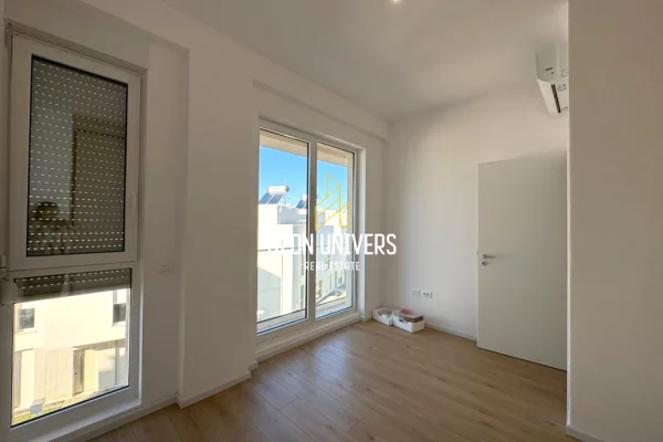 Shtepi me qera Shtepi Private ne Tirane, 2+1, Mobilimi Bosh, pa mobiluar, Pagesa 1,200  Euro.