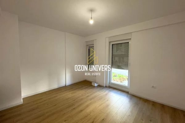 Shtepi me qera Shtepi Private ne Tirane, 2+1, Mobilimi Bosh, pa mobiluar, Pagesa 1,200  Euro.