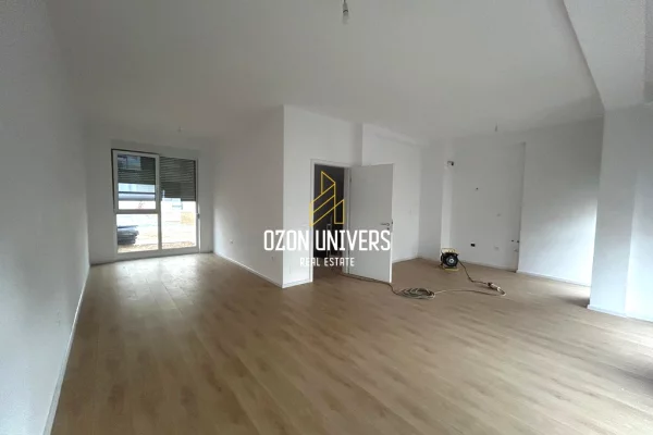 Shtepi me qera 2+1 ne Tirane - 1,200 Euro